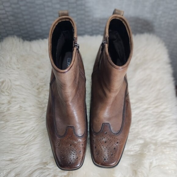 Rockport Brown Leather Chelsea Boots–Wing Tip Brogues-Zip Up-Square Toe-10.5 - Picture 1 of 10